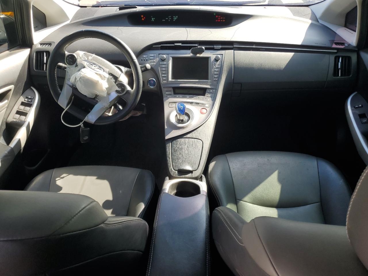 2015 Toyota Prius VIN: JTDKN3DU1F1996758 Lot: 84948015