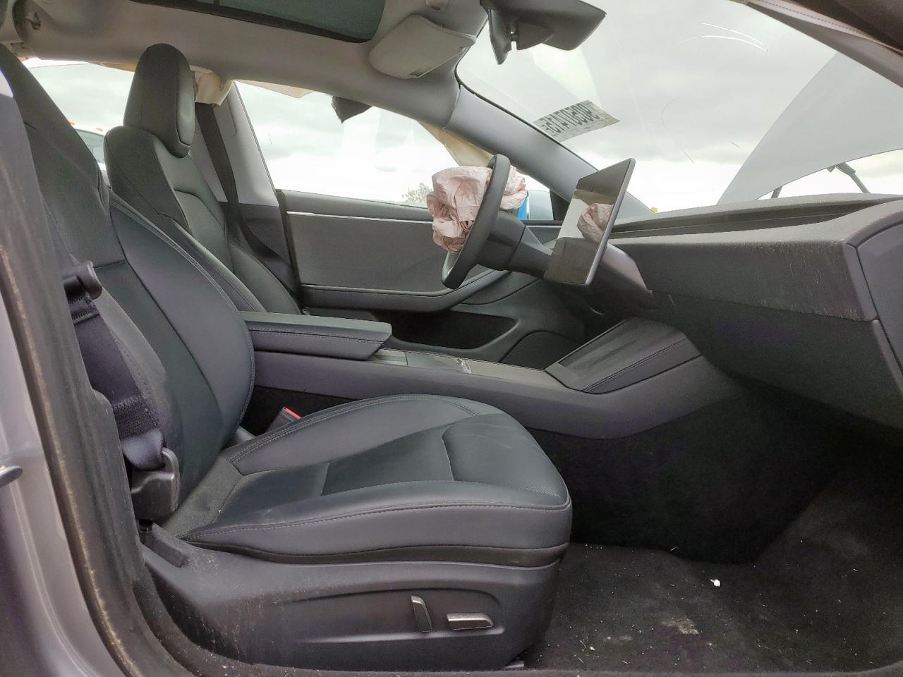 2025 Tesla Model 3 VIN: 5YJ3E1EAXSF975440 Lot: 90507415