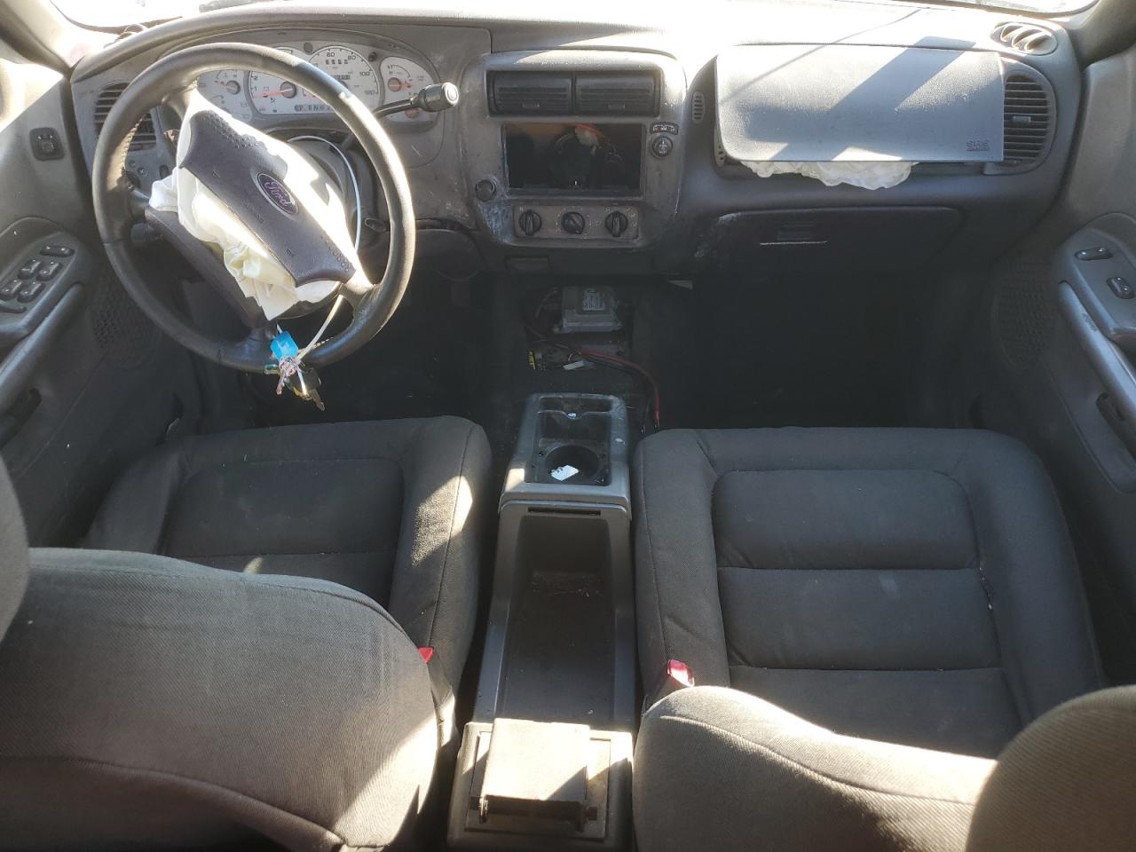 2001 Ford Explorer Sport Trac VIN: 1FMZU67EX1UA74743 Lot: 86256045