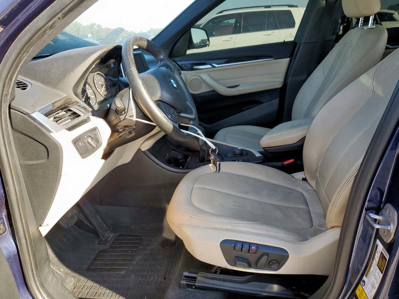 2018 BMW X1 xDrive28I VIN: WBXHT3C37J5F90113 Lot: 82421275