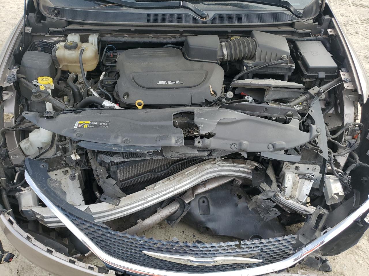 2017 Chrysler Pacifica Touring L Plus VIN: 2C4RC1EG3HR585698 Lot: 85917735