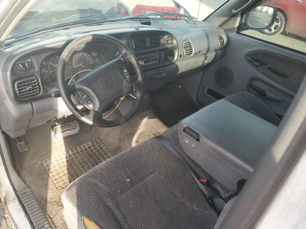 1999 Dodge Ram 2500 VIN: 1B7KC2360XJ619603 Lot: 84561245