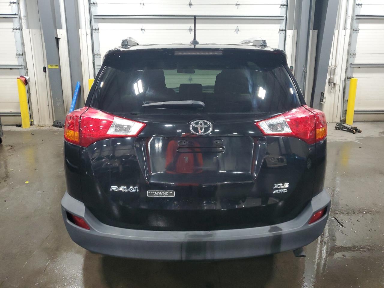 2015 Toyota Rav4 Xle VIN: 2T3RFREV5FW294210 Lot: 84390355