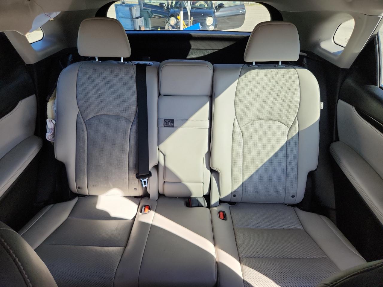 2017 Lexus Rx 350 Base VIN: 2T2ZZMCA3HC085390 Lot: 82540375