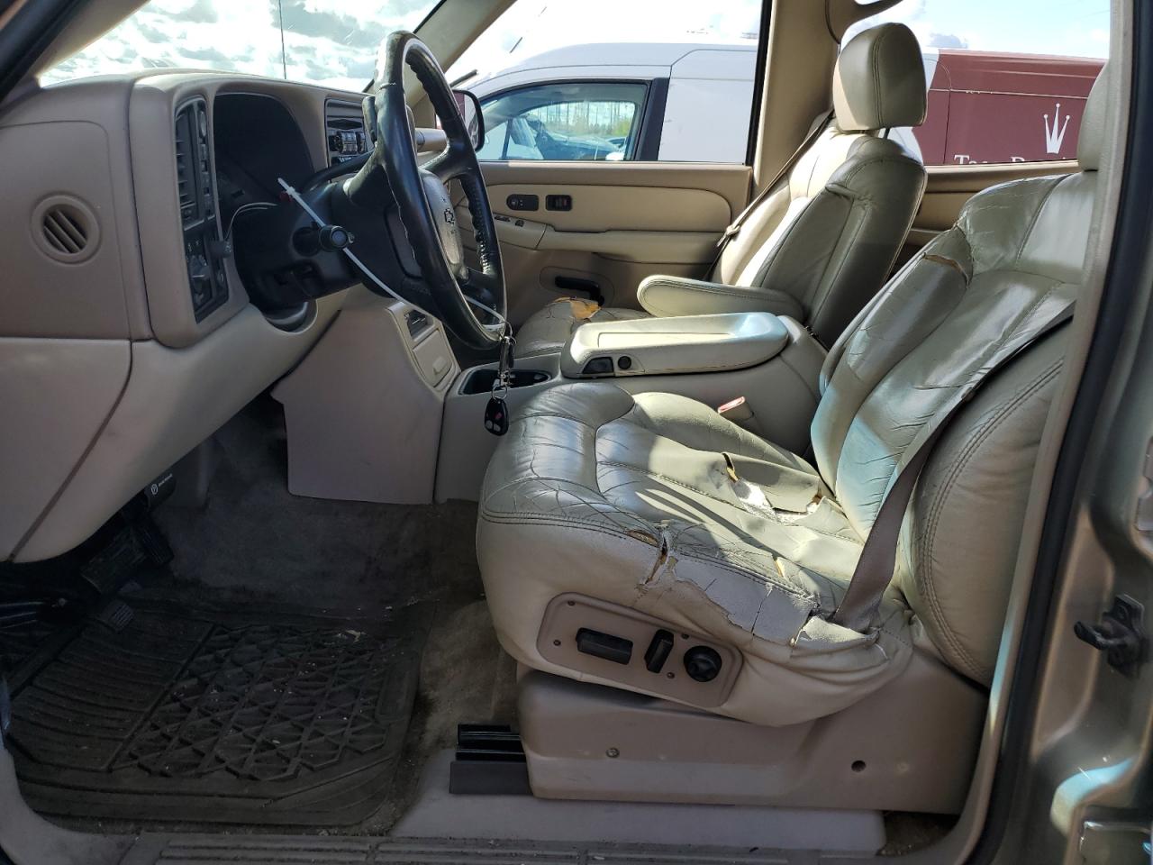 2002 Chevrolet Tahoe K1500 VIN: 1GNEK13ZX2R310095 Lot: 85314915