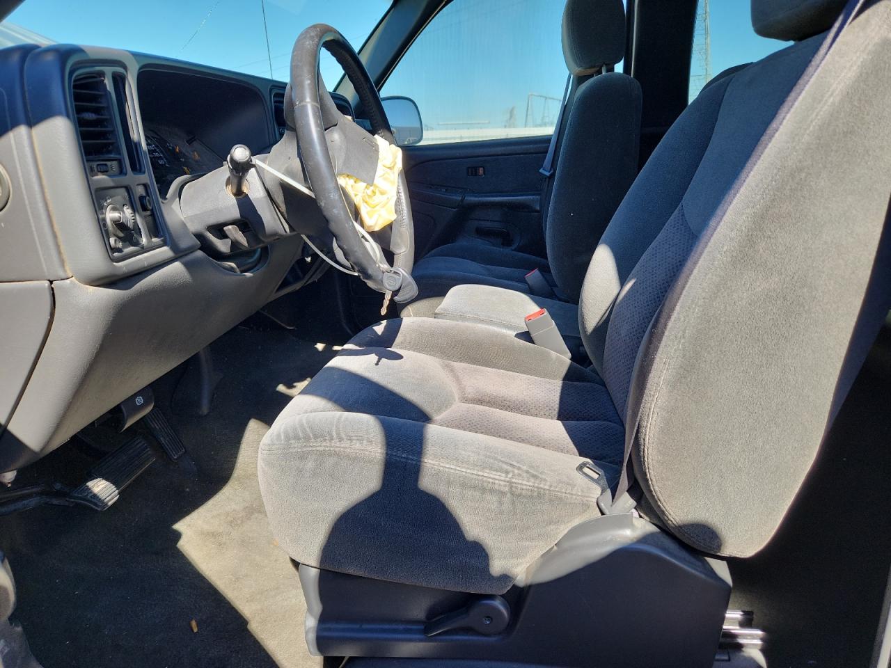 2003 Chevrolet Silverado C1500 VIN: 2GCEC19V731396406 Lot: 84659565