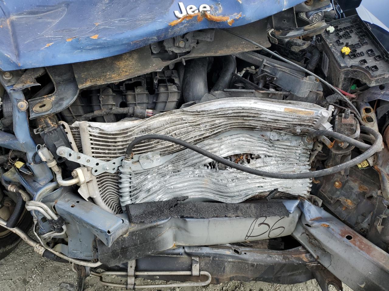 2007 Jeep Compass VIN: 1J8FF47W87D586341 Lot: 82275645