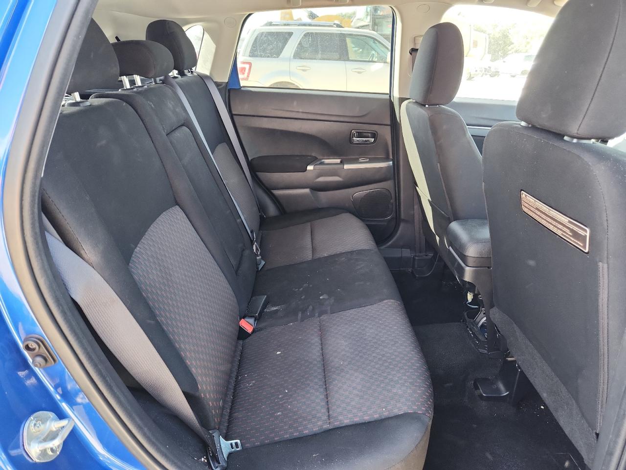 2018 Mitsubishi Outlander Sport Es VIN: JA4AP3AU7JU019605 Lot: 81986585