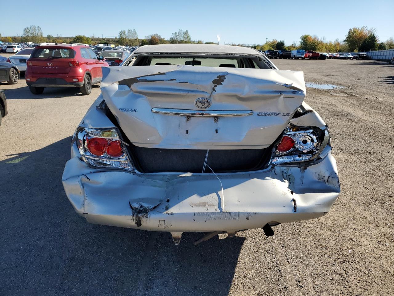 2005 Toyota Camry Le VIN: 4T1BE32K75U565853 Lot: 85829175