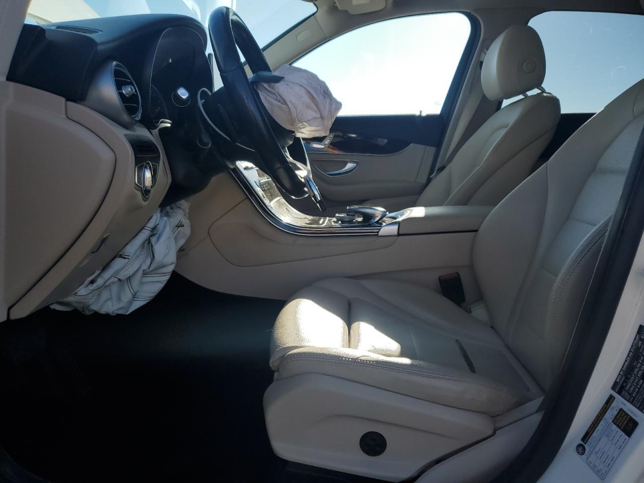 2016 Mercedes-Benz Glc 300 VIN: WDC0G4JB9GF051324 Lot: 82246145