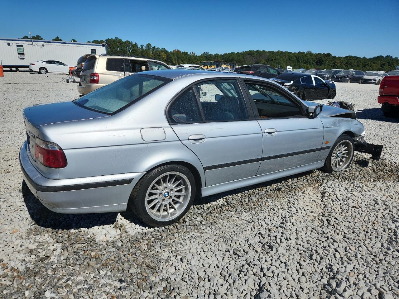 Фото: WBADE5328WBV95378