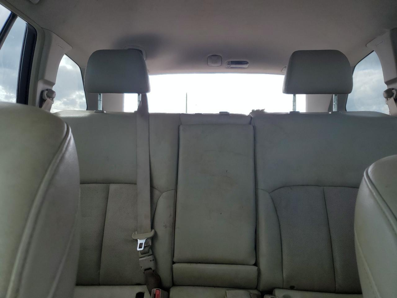 2011 Subaru Outback 3.6R Limited VIN: 4S4BRDKC1B2348390 Lot: 82376505