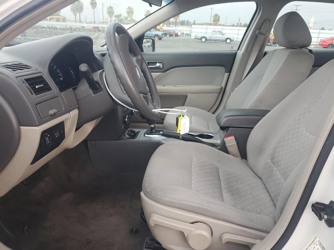 2011 Ford Fusion S VIN: 3FAHP0GA7BR345998 Lot: 86268785