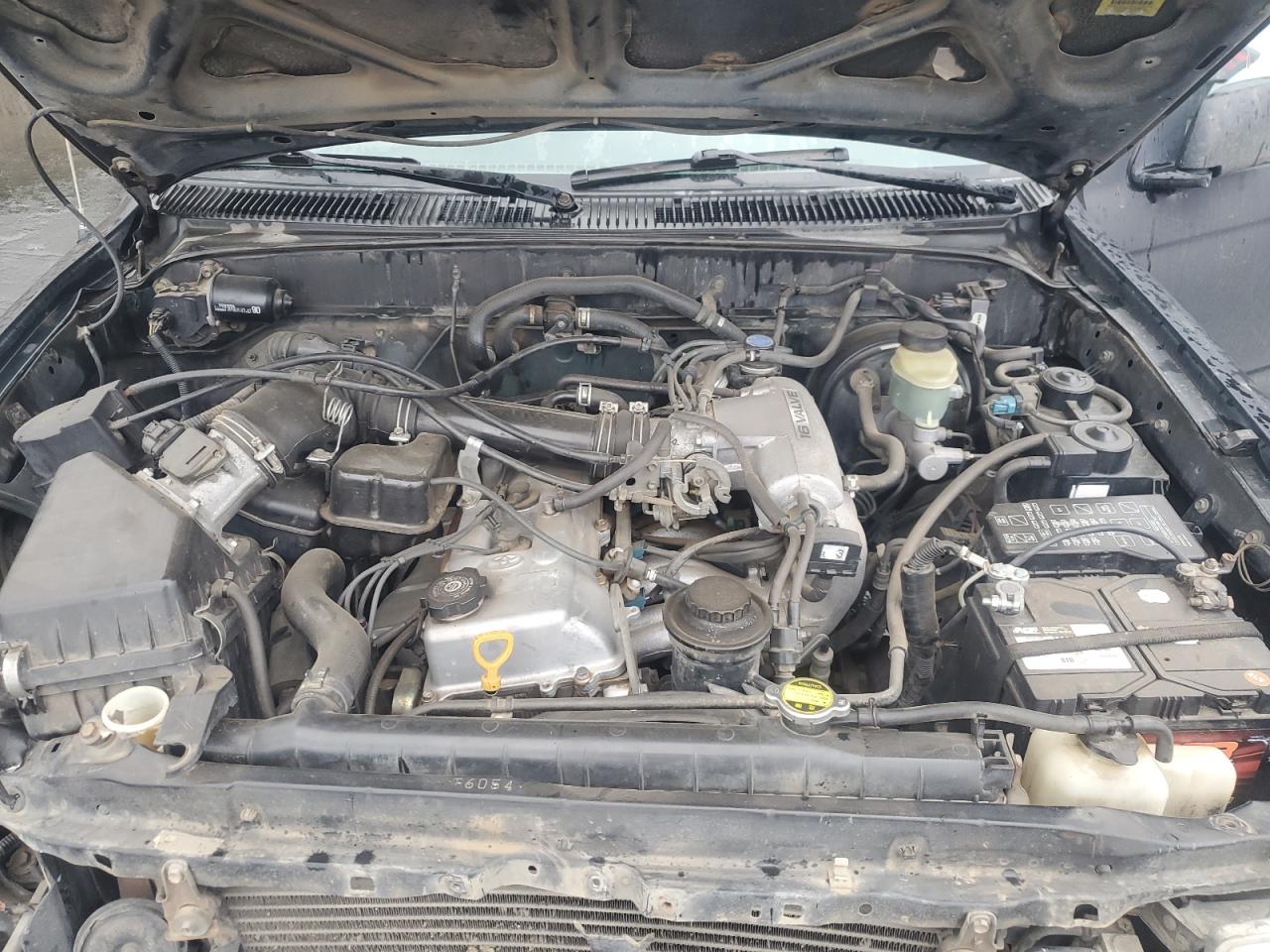 1998 Toyota Tacoma Xtracab VIN: 4TAVL52N2WZ143714 Lot: 82418835