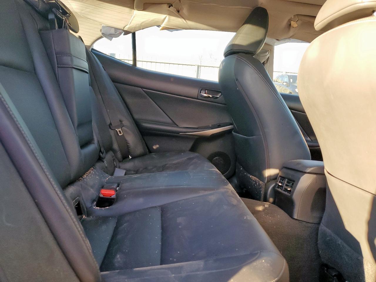 2015 Lexus Is 250 VIN: JTHCF1D29F5028239 Lot: 90381415