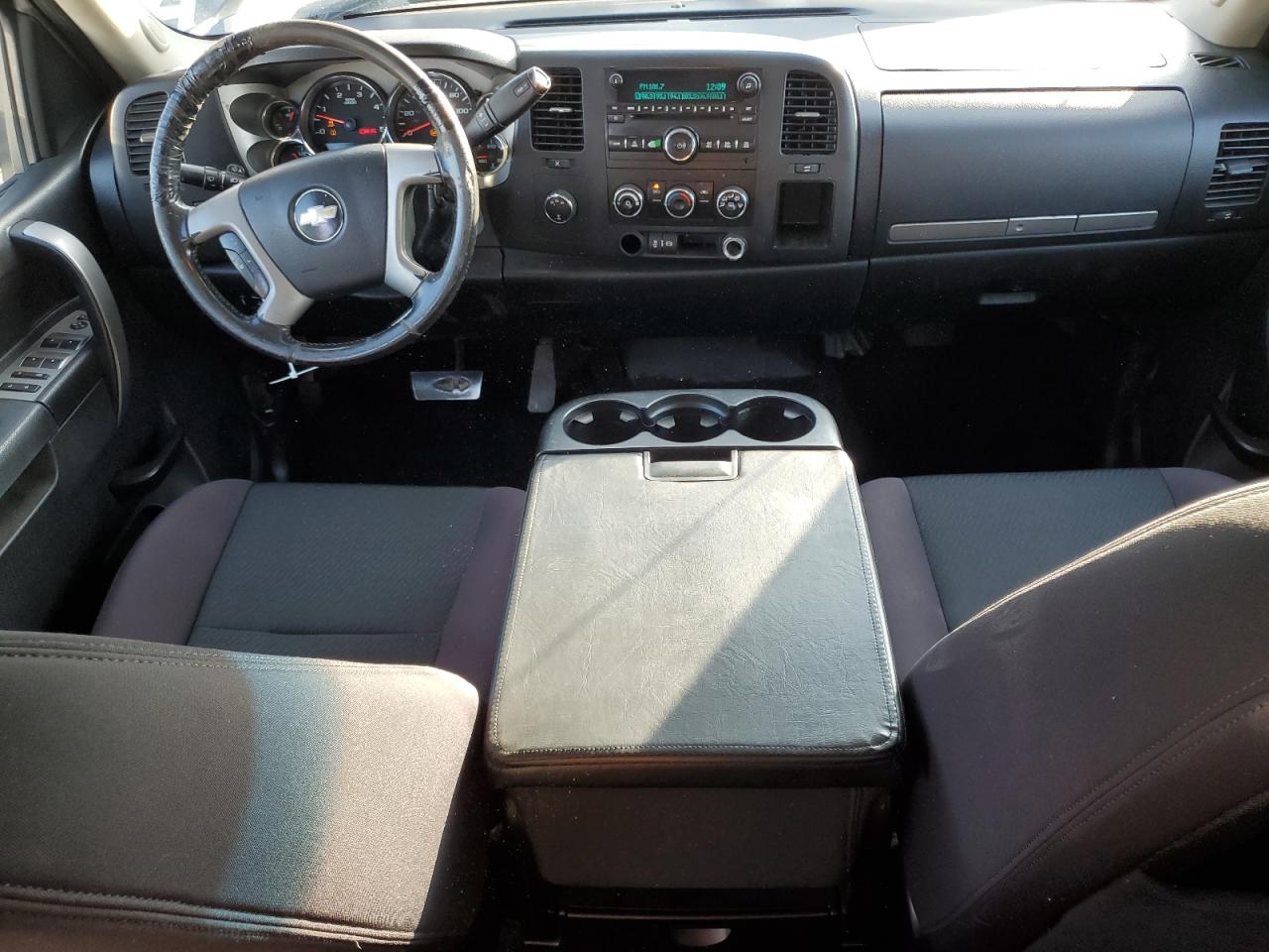 2012 Chevrolet Suburban C1500 Ltz VIN: 1GNSCKE00BR229627 Lot: 81927055