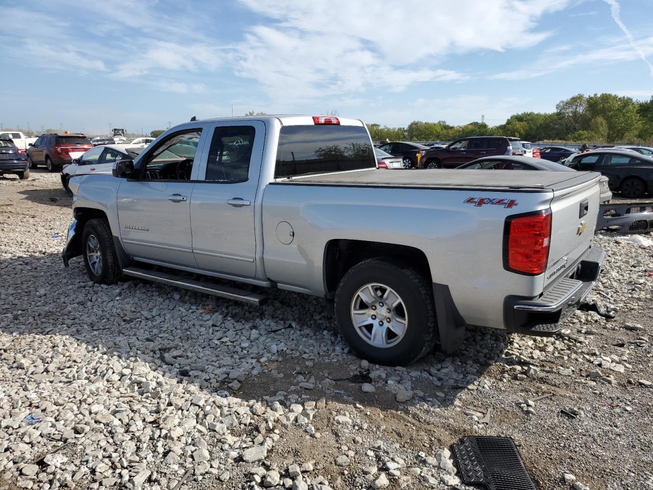 2017 Chevrolet Silverado K1500 Lt VIN: 1GCVKREC3HZ267874 Lot: 82183315