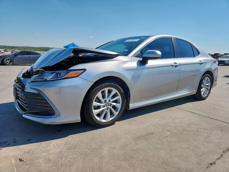 TOYOTA CAMRY LE 2022