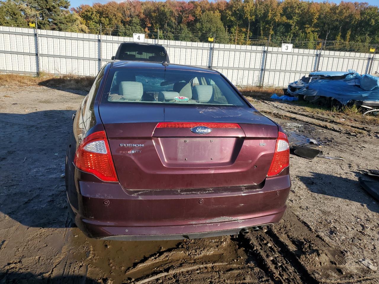 2011 Ford Fusion Se VIN: 3FAHP0HA0BR263657 Lot: 90705185