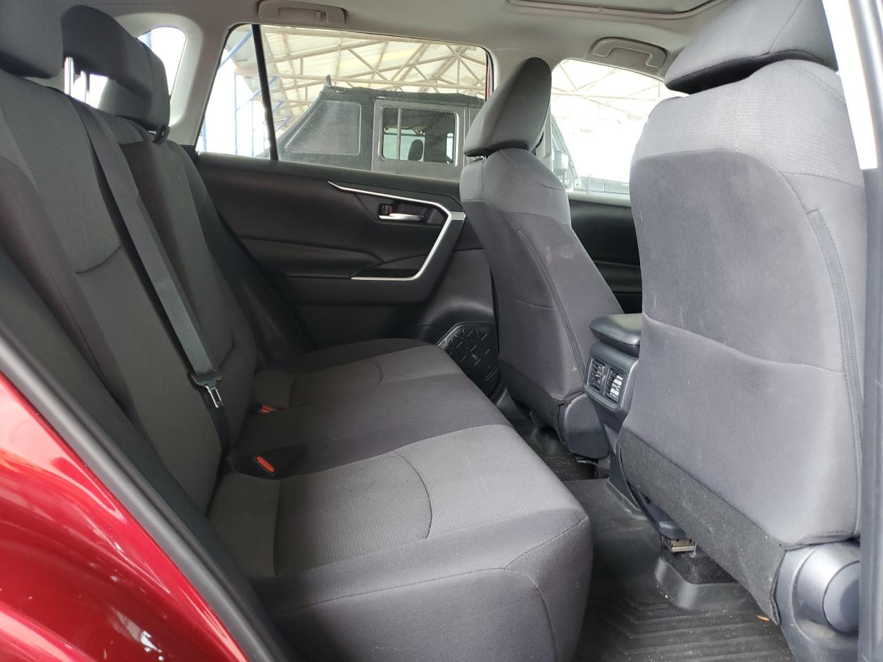 2019 Toyota Rav4 Xle VIN: 2T3P1RFV7KW005245 Lot: 82229925