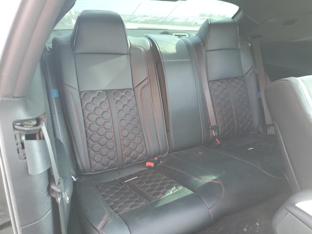 2018 Dodge Challenger Sxt VIN: 2C3CDZAG1JH178843 Lot: 82730515