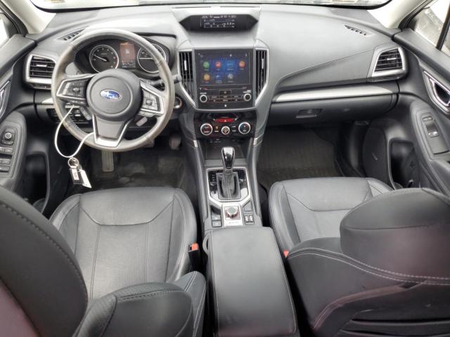  SUBARU FORESTER 2019 Серебристый