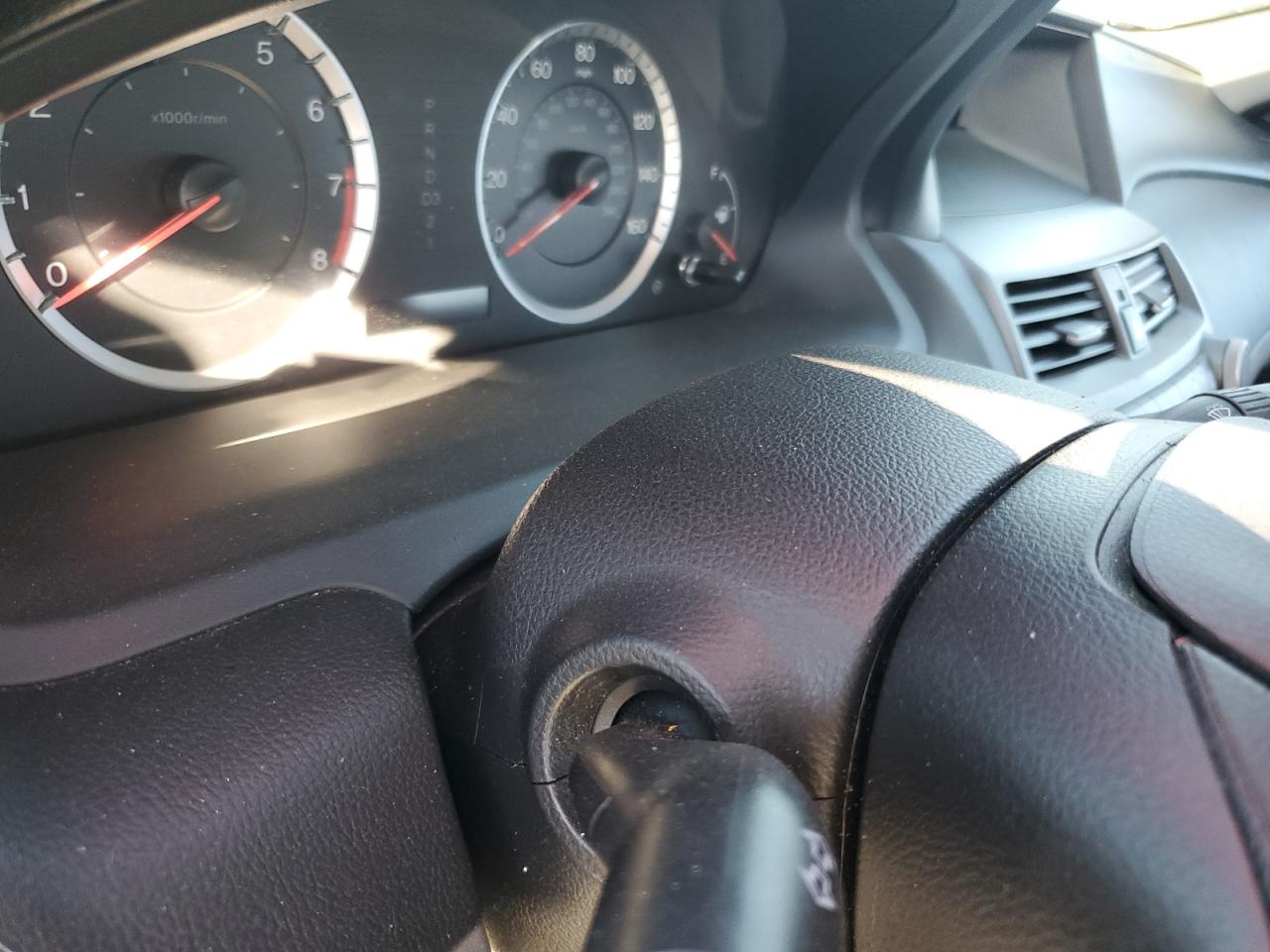 2011 Honda Accord Lx VIN: 1HGCP2F39BA043210 Lot: 86292925