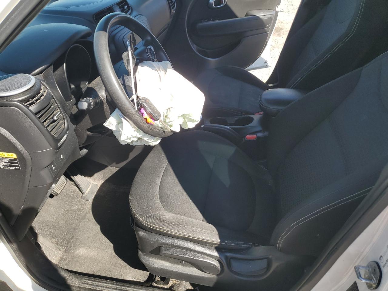 2014 Kia Soul + VIN: KNDJP3A50E7032621 Lot: 85549725