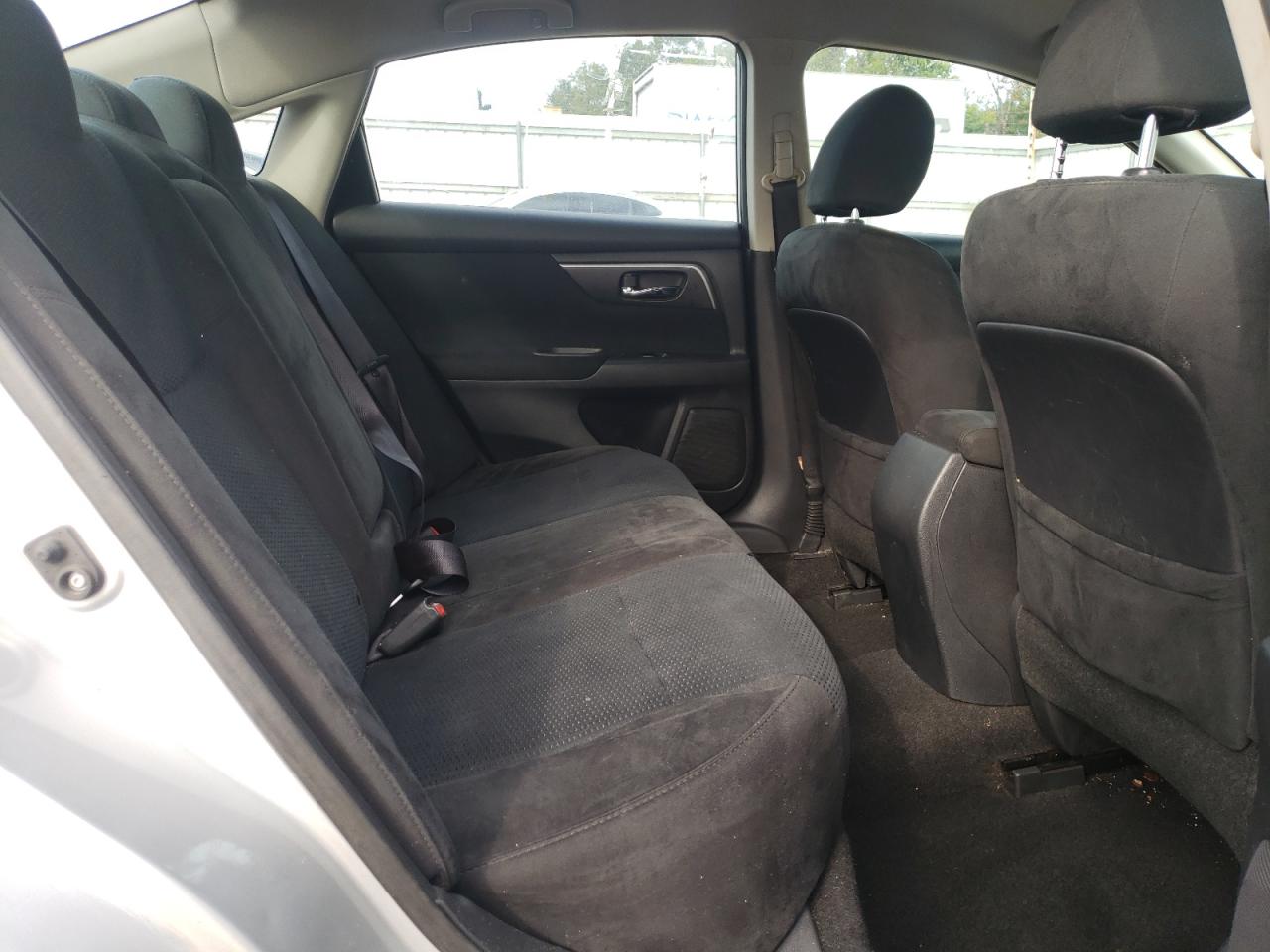 2015 Nissan Altima 2.5 VIN: 1N4AL3AP6FC215758 Lot: 82301475