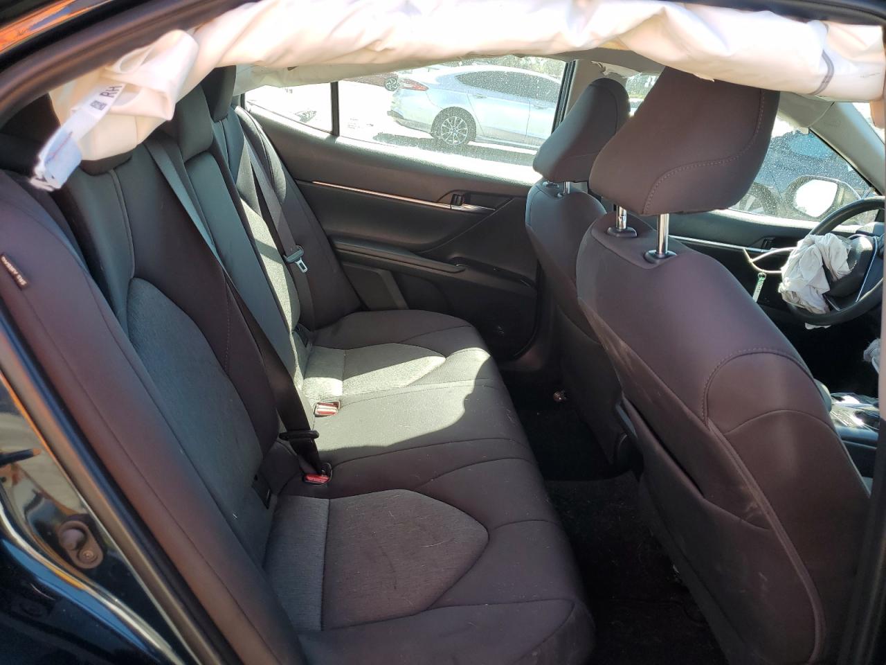 2019 Toyota Camry Le VIN: 4T1B31HK2KU517027 Lot: 85885055