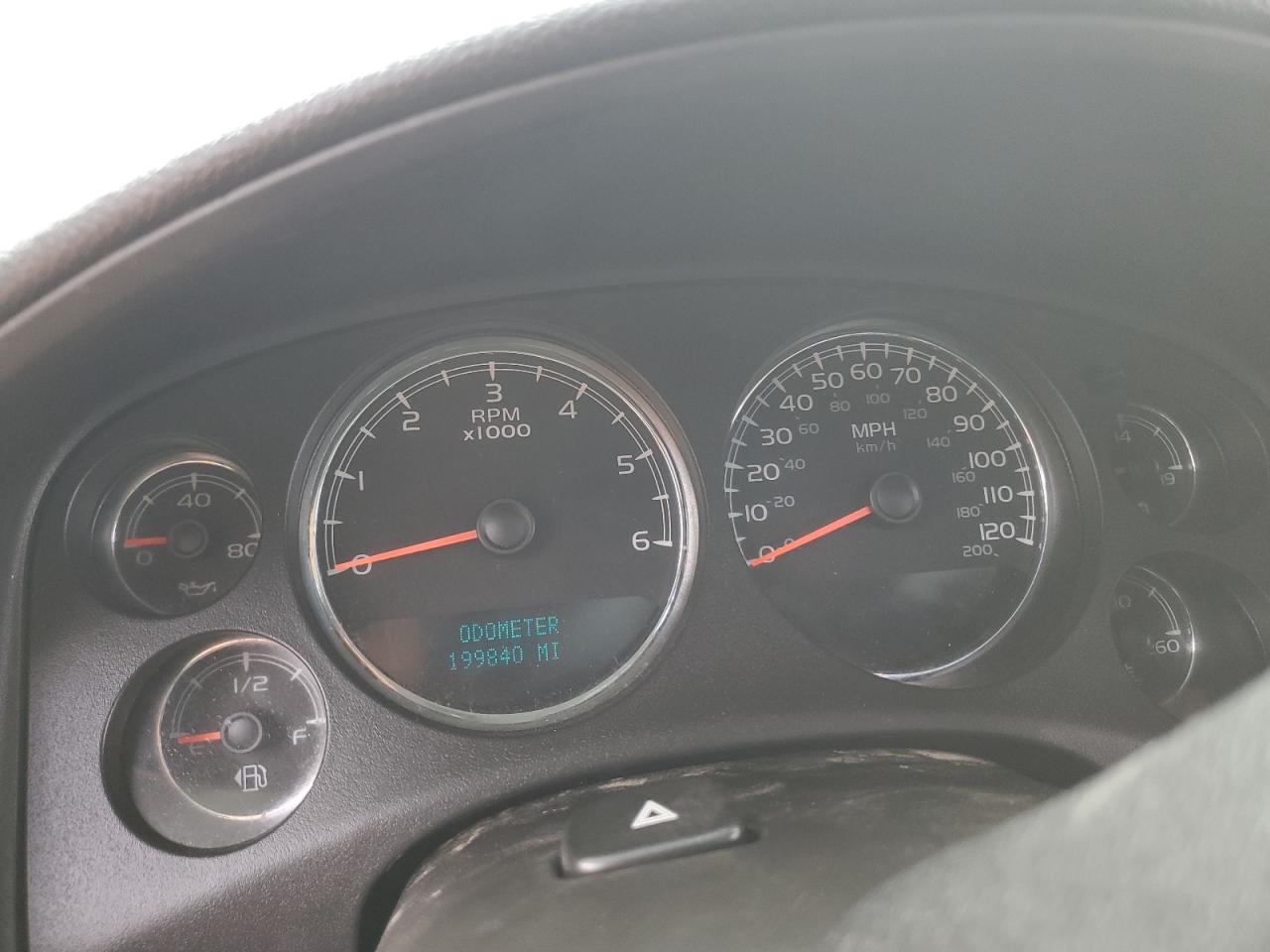 2008 GMC Yukon VIN: 1GKFC13028J117074 Lot: 93776565