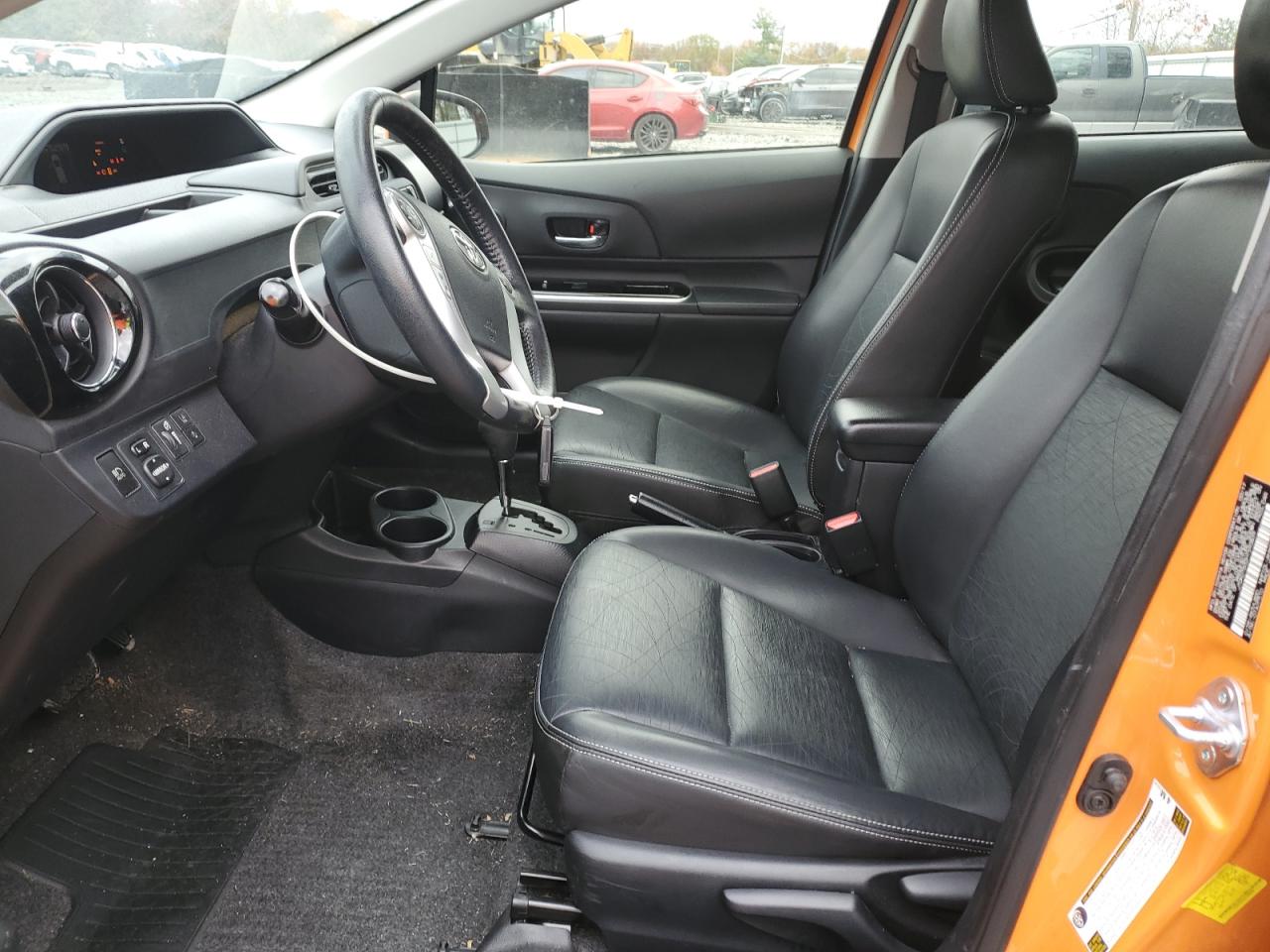 2017 Toyota Prius C VIN: JTDKDTB32H1593839 Lot: 90837785