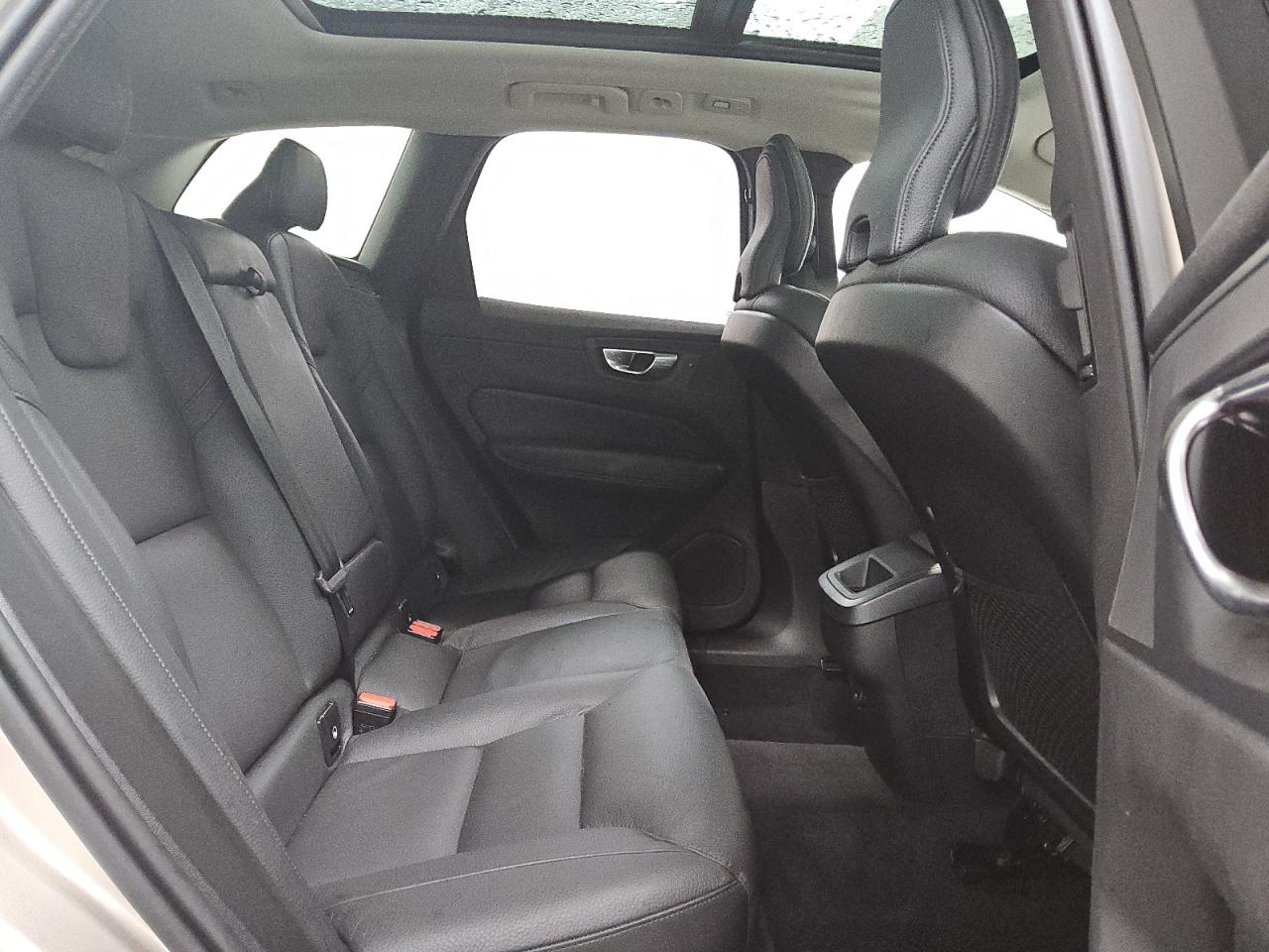 2025 Volvo Xc60 Plus VIN: YV4M12RC6S1092944 Lot: 85170435