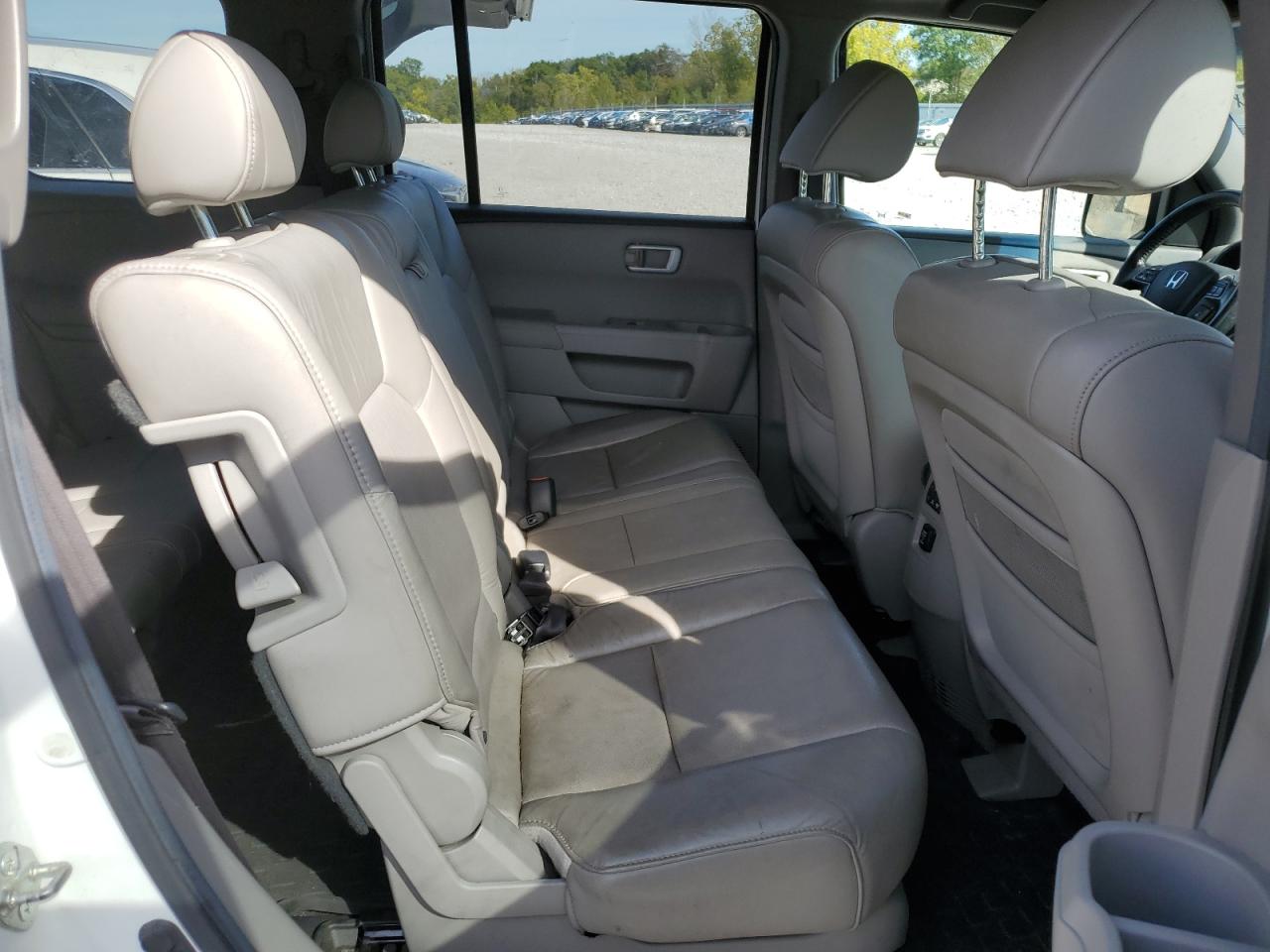 2011 Honda Pilot Exln VIN: 5FNYF4H73BB094681 Lot: 84622585