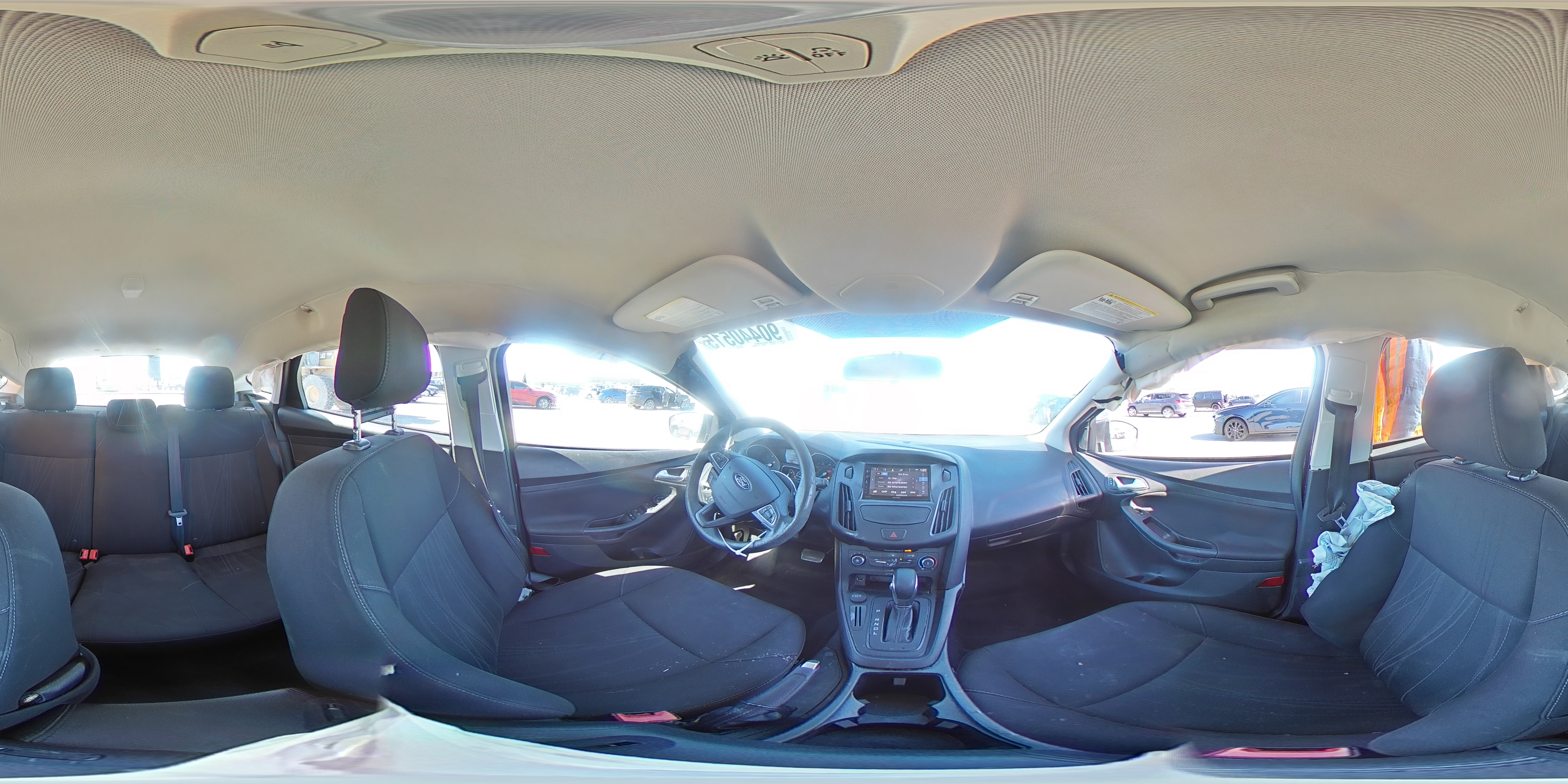 2018 Ford Focus Se VIN: 1FADP3K25JL330834 Lot: 90440515