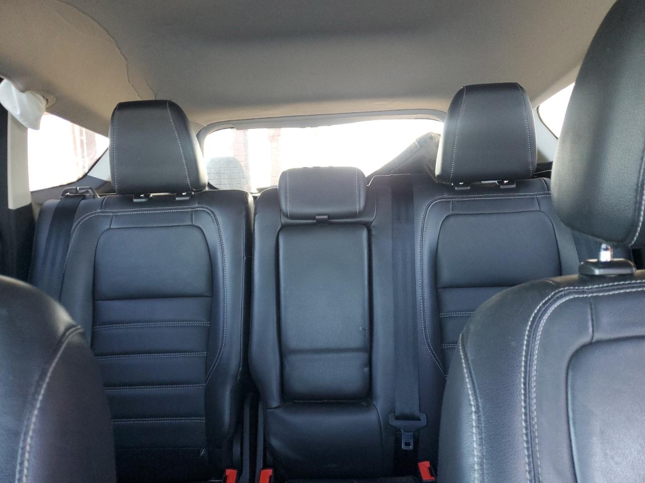 2017 Ford Escape Titanium VIN: 1FMCU0J95HUB90375 Lot: 86241915