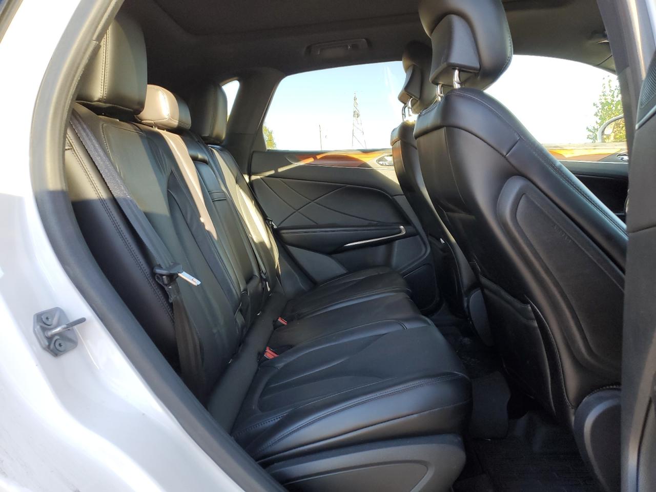 2018 Lincoln Mkc Select VIN: 5LMCJ2D92JUL07591 Lot: 84402105