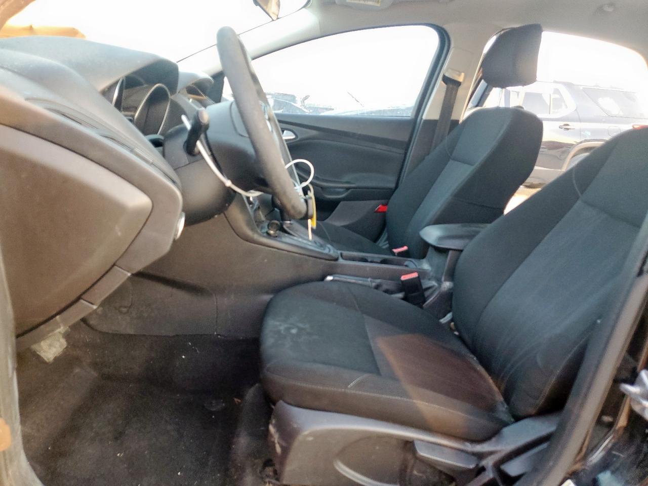 2018 Ford Focus Se VIN: 1FADP3K27JL249303 Lot: 85747515