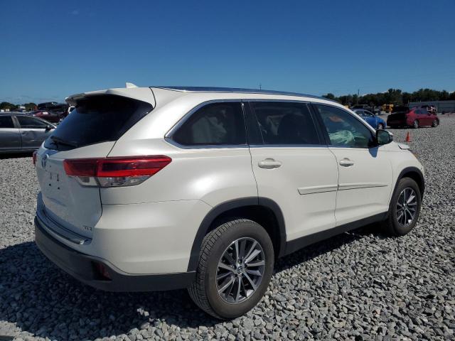  TOYOTA HIGHLANDER 2019 Белы