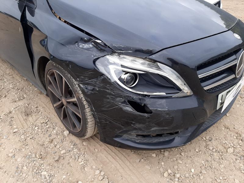 2012 MERCEDES-BENZ B180 SPORT 