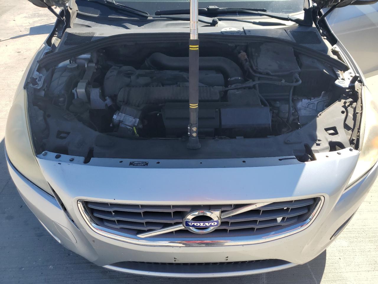 2012 Volvo S60 T5 VIN: YV1622FSXC2044373 Lot: 89435675