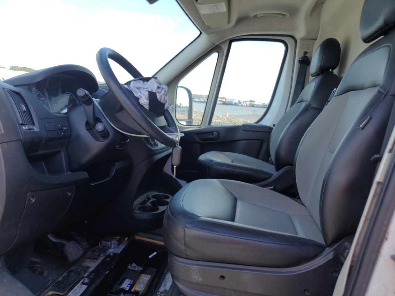 2015 Ram Promaster 2500 2500 High VIN: 3C6TRVDG8FE511843 Lot: 82223725