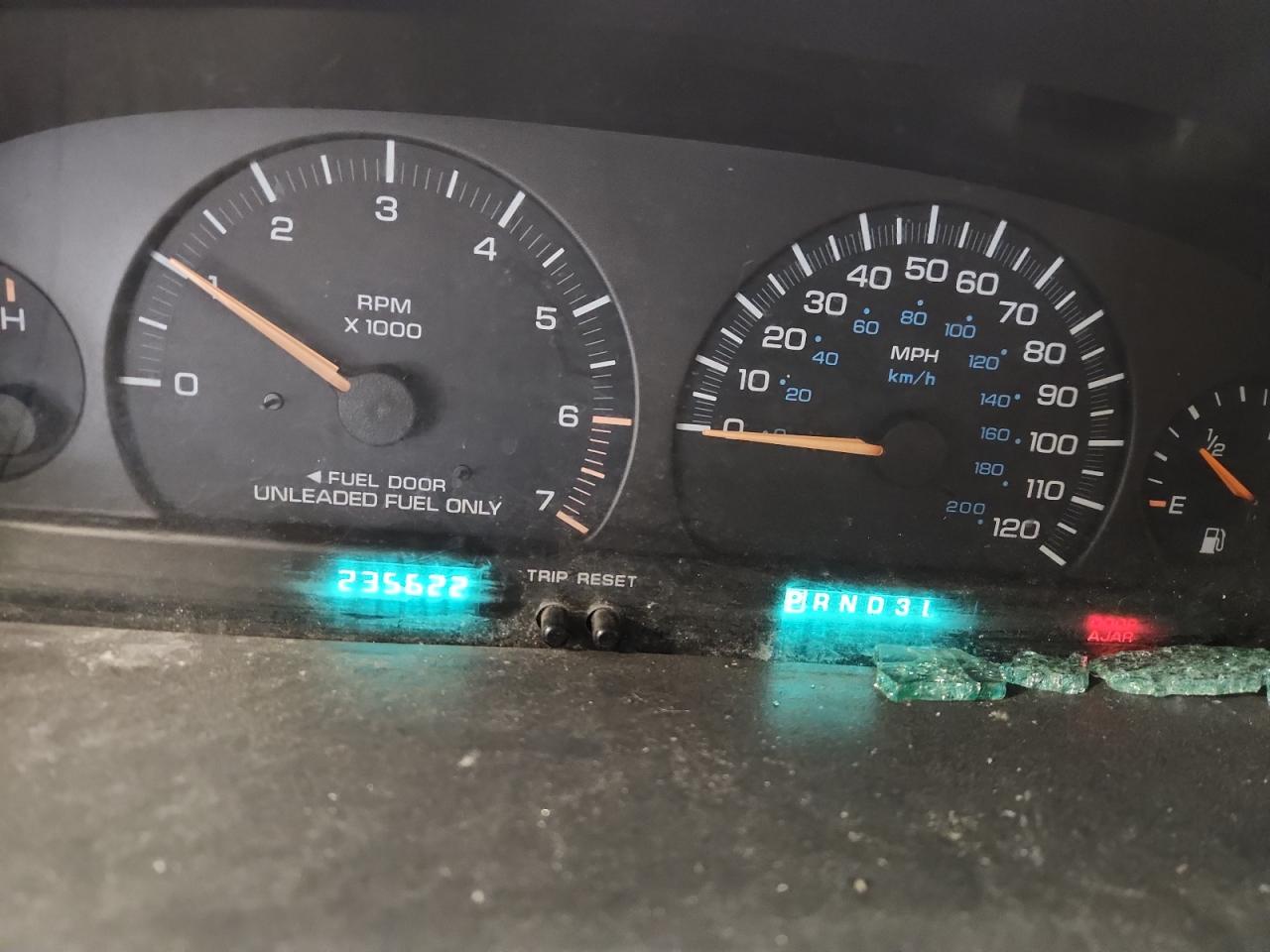 2000 Chrysler Town & Country Lx VIN: 1C4GP44G9YB794635 Lot: 90268495