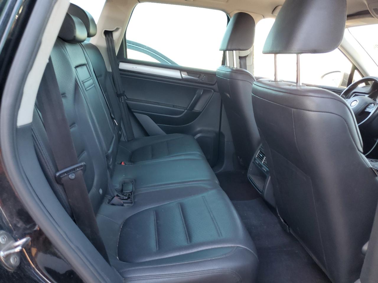 2011 Volkswagen Touareg V6 Tdi VIN: WVGFK9BP8BD006655 Lot: 90074725