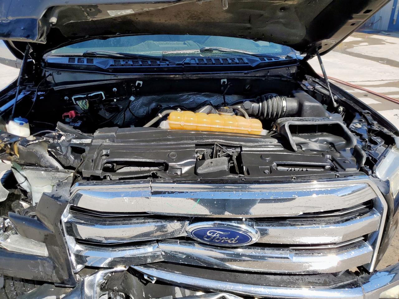 2015 Ford F150 Supercrew VIN: 1FTEW1CF9FKF03033 Lot: 85298015