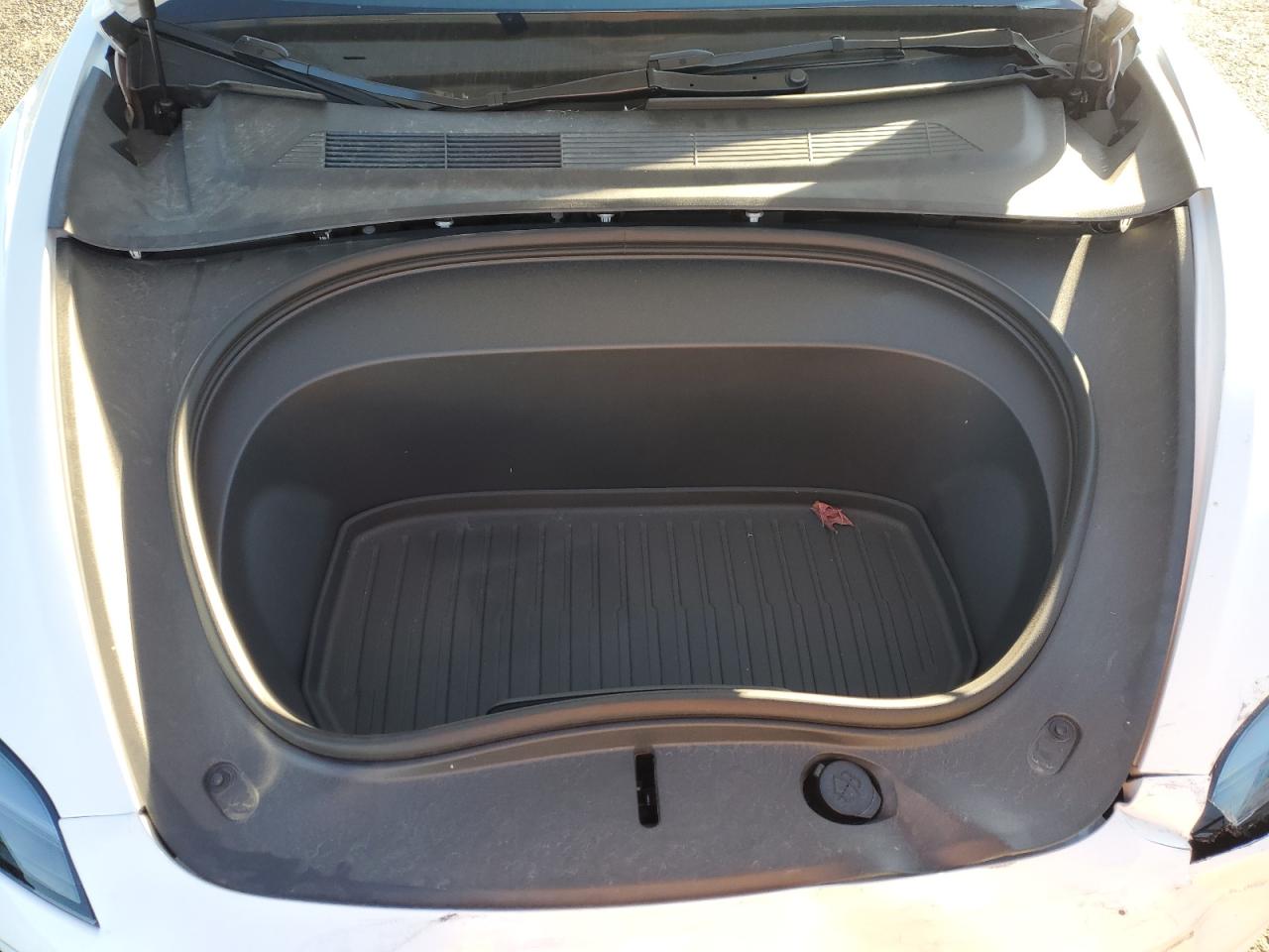 2025 Tesla Model 3 VIN: 5YJ3E1EA0SF055025 Lot: 90847505