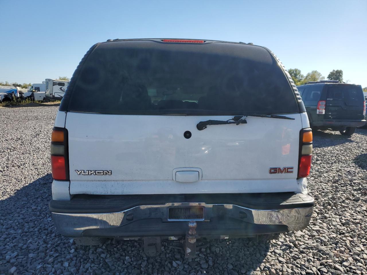 2004 GMC Yukon VIN: 1GKEK13T04R114727 Lot: 82332925
