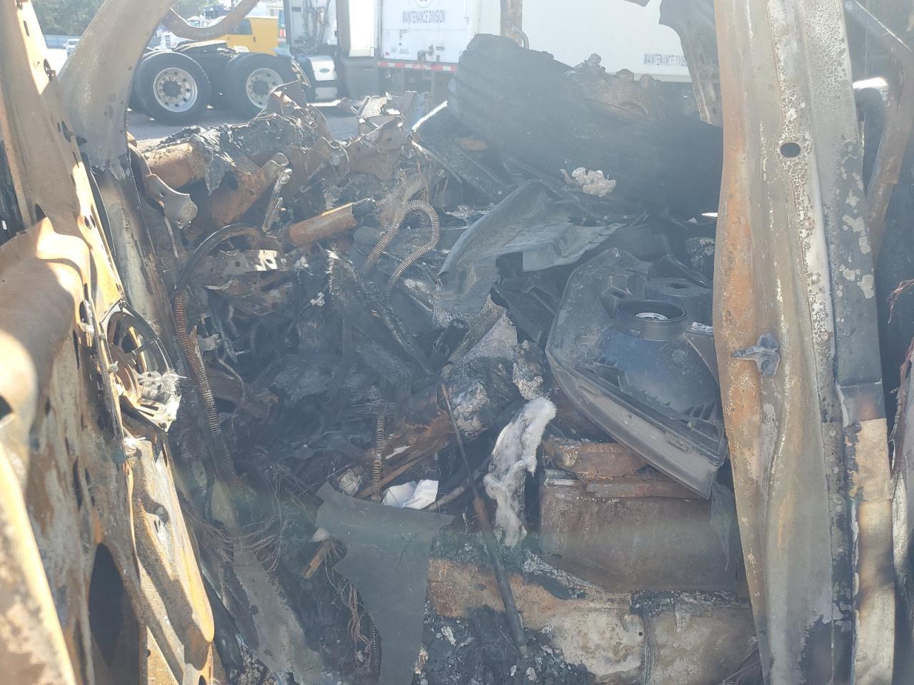 2024 Ford Econoline E350 Super Duty Cutaway Van VIN: 1FDWE3FN2RDD27078 Lot: 85568975