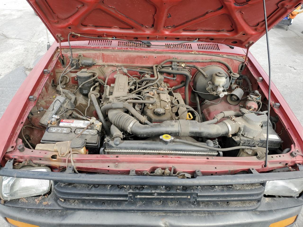 1992 Toyota Pickup 1/2 Ton Short Wheelbase VIN: JT4RN81A8N0088561 Lot: 82458485