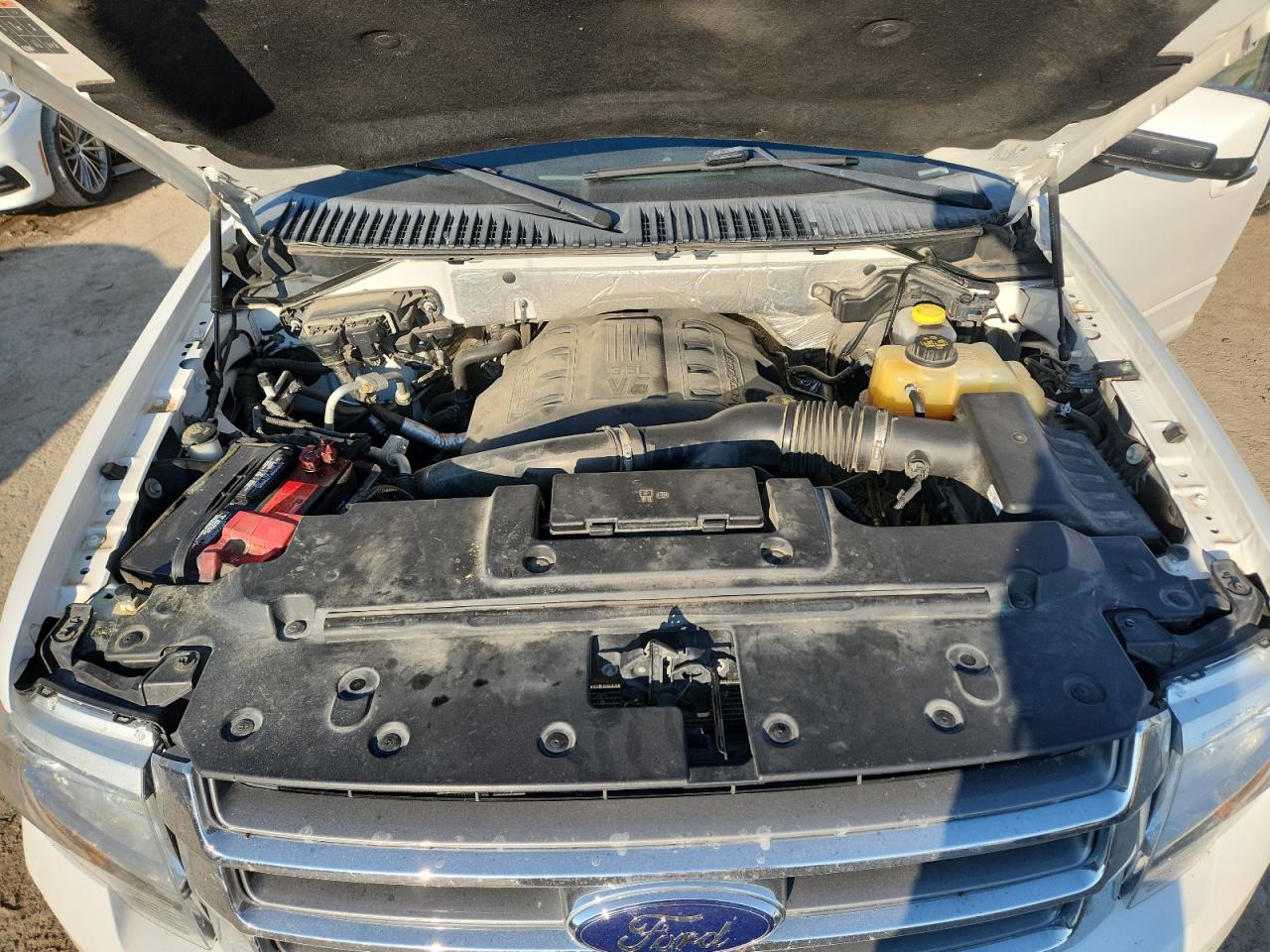 2017 Ford Expedition Limited VIN: 1FMJU2ATXHEA03642 Lot: 85129625